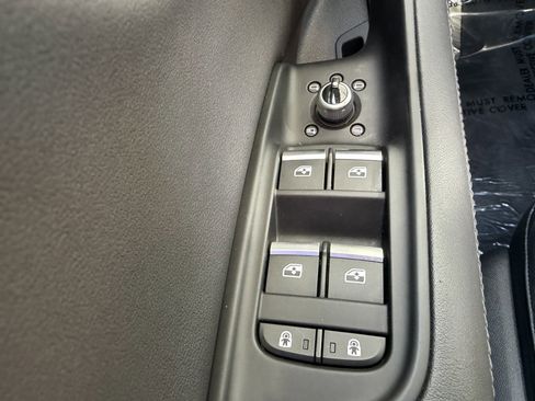 Used 2023 Audi Q7 Premium Plus w/ Premium Plus Package image 31