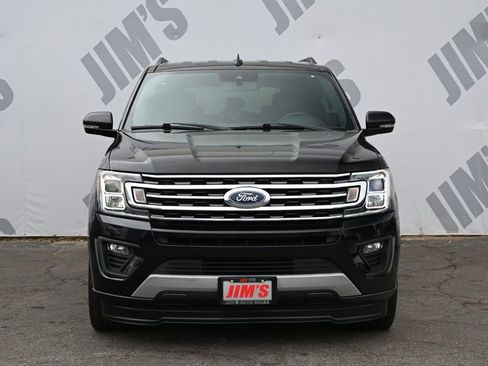 Used 2019 Ford Expedition XLT w/ Equipment Group 202A RWD image 2