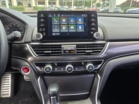 Used 2022 Honda Accord Sport image 3