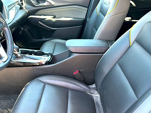 Used 2024 Chevrolet Trax ACTIV w/ Sunroof Package FWD image 6