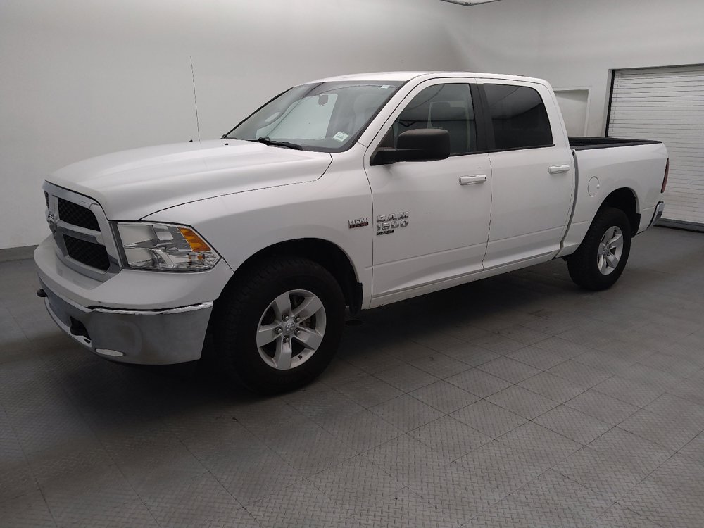 Used 2019 RAM 1500 Classic SLT w/ Protection Group AWD/4WD image 2