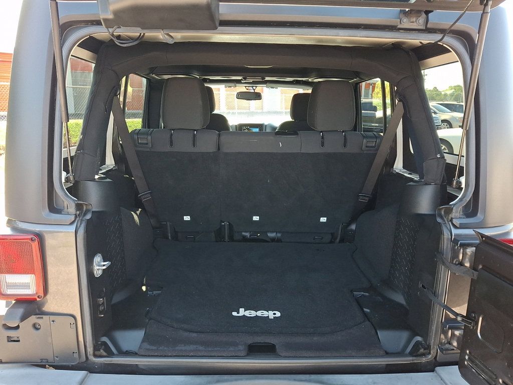Used 2017 Jeep Wrangler Unlimited Sport w/ Quick Order Package 24S AWD/4WD image 18