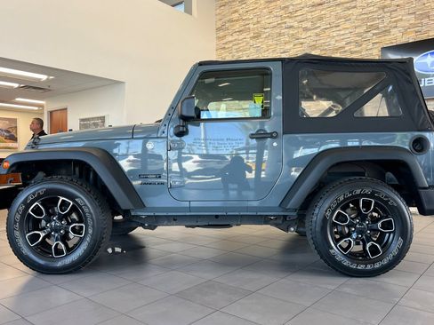 Used 2014 Jeep Wrangler Sport AWD/4WD image 2