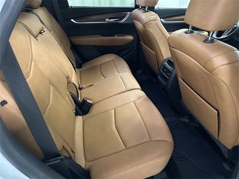 Certified 2023 Cadillac XT5 Premium Luxury w/ LPO, Floor Liner Package image 17