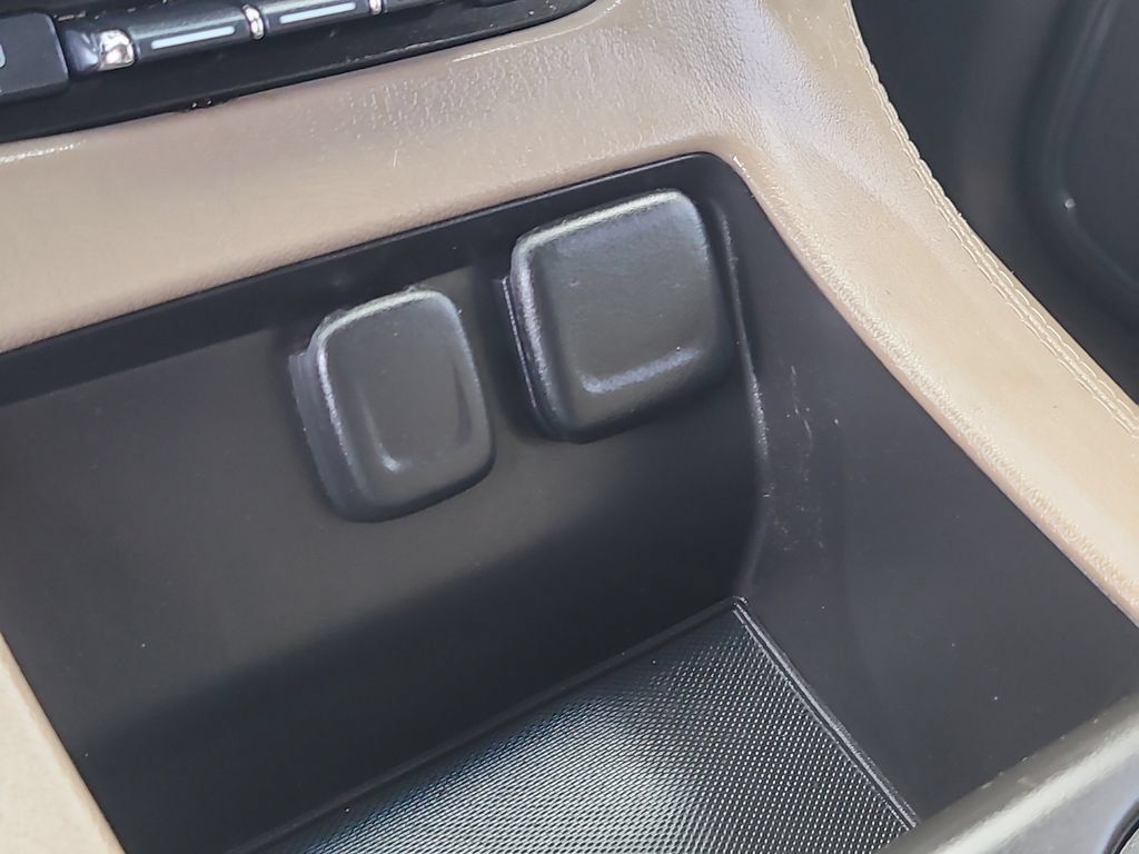 Used 2016 Chevrolet Tahoe LS RWD image 29