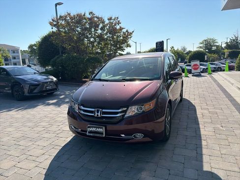 Used 2015 Honda Odyssey Touring image 3