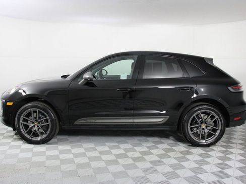 Certified 2025 Porsche Macan Turbo image 2