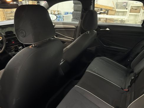 Used 2025 Volkswagen Jetta Sport image 25