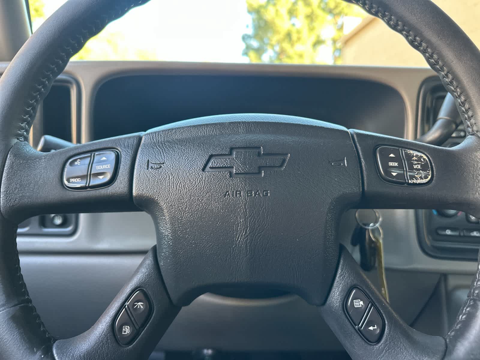 Used 2004 Chevrolet Silverado 2500 LT RWD image 20