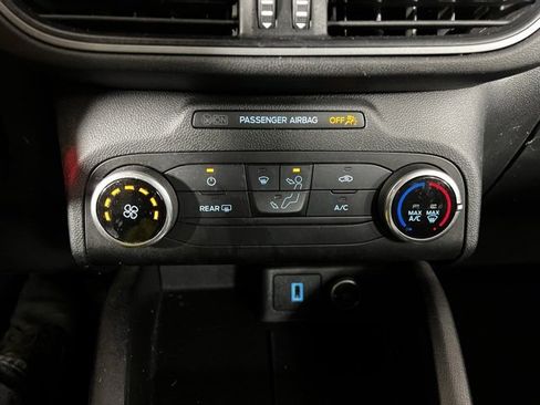 Used 2020 Ford Escape S image 16