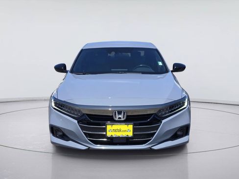 Used 2022 Honda Accord Sport image 2