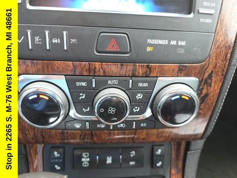 Used 2013 Chevrolet Traverse LT FWD image 23
