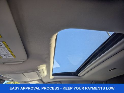 Used 2022 MAZDA CX-30 AWD 2.5 S w/ Premium Package image 25