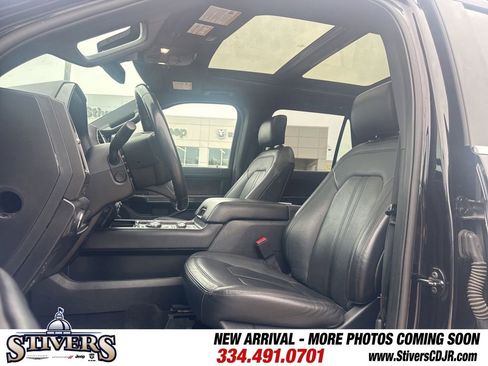 Used 2020 Ford Expedition Limited w/ Equipment Group 302A AWD/4WD image 10