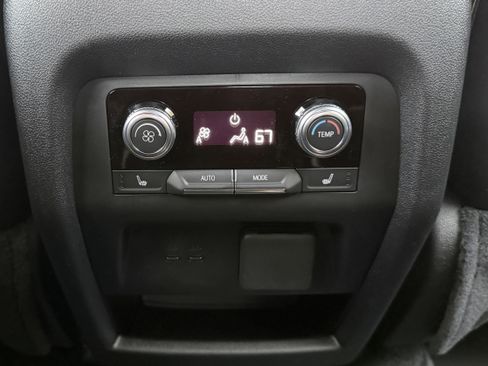 New 2026 GMC Acadia AT4 w/ Luxury Package image 25