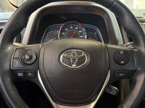 Used 2013 Toyota RAV4 Limited AWD/4WD image 25