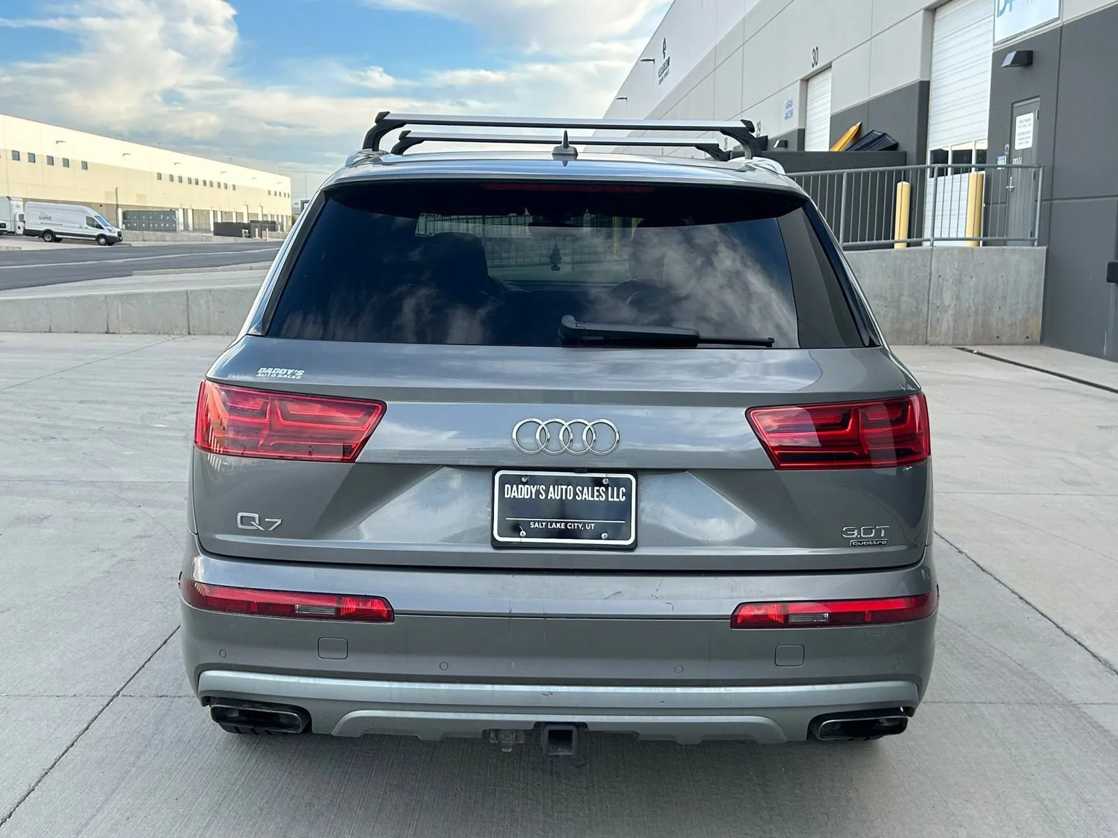Used 2017 Audi Q7 3.0T Premium Plus AWD/4WD image 4