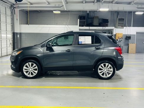 Used 2020 Chevrolet Trax Premier image 15