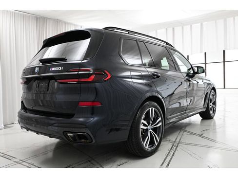 Used 2025 BMW X7 M60i AWD/4WD image 7