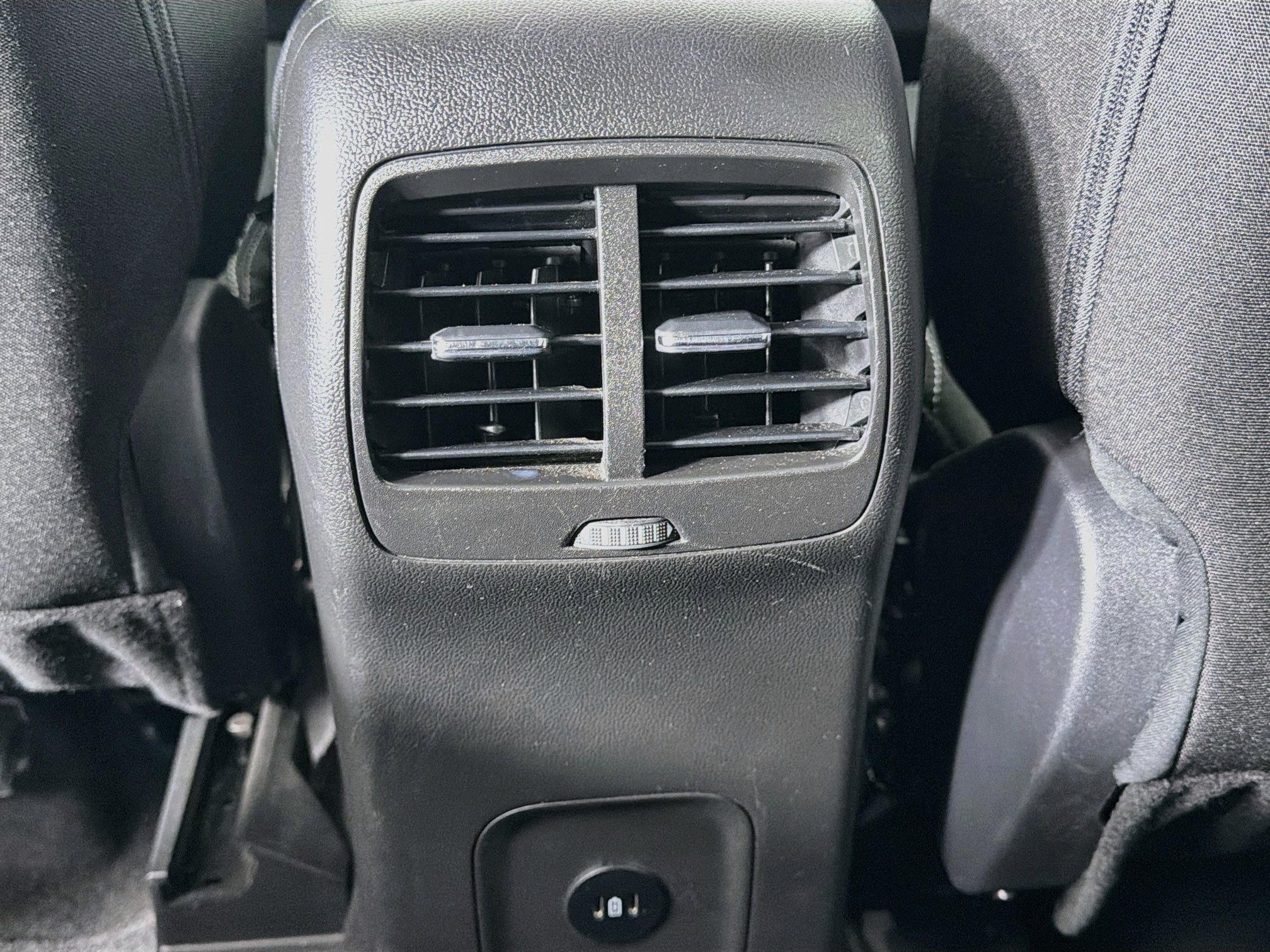 Used 2025 Ford Escape Active AWD/4WD image 26