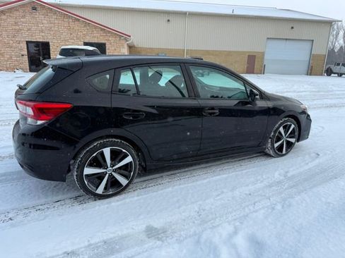Used 2018 Subaru Impreza 2.0i Sport image 4