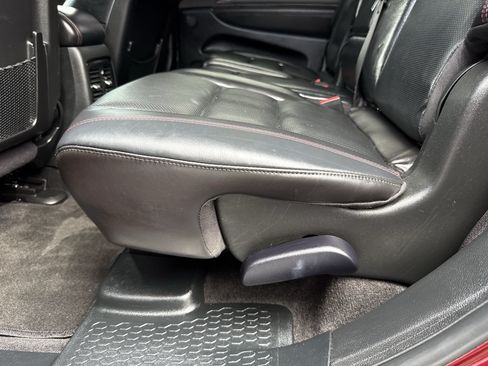 Used 2022 Dodge Durango R/T RWD image 16