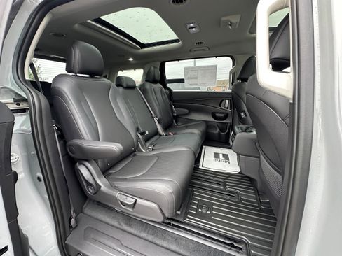 New 2026 Kia Carnival SX image 15