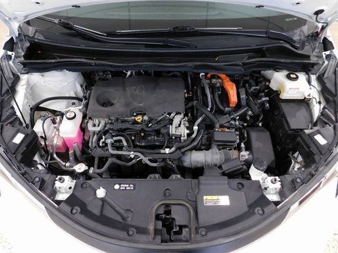 Used 2021 Toyota Sienna XLE image 13