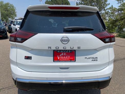 New 2026 Nissan Rogue Platinum AWD/4WD image 4