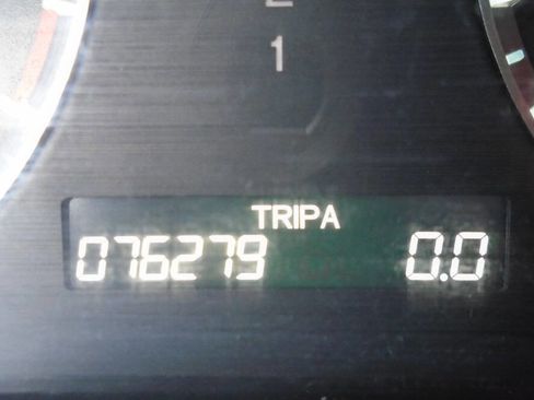 Used 2010 Honda Accord EX-L image 9