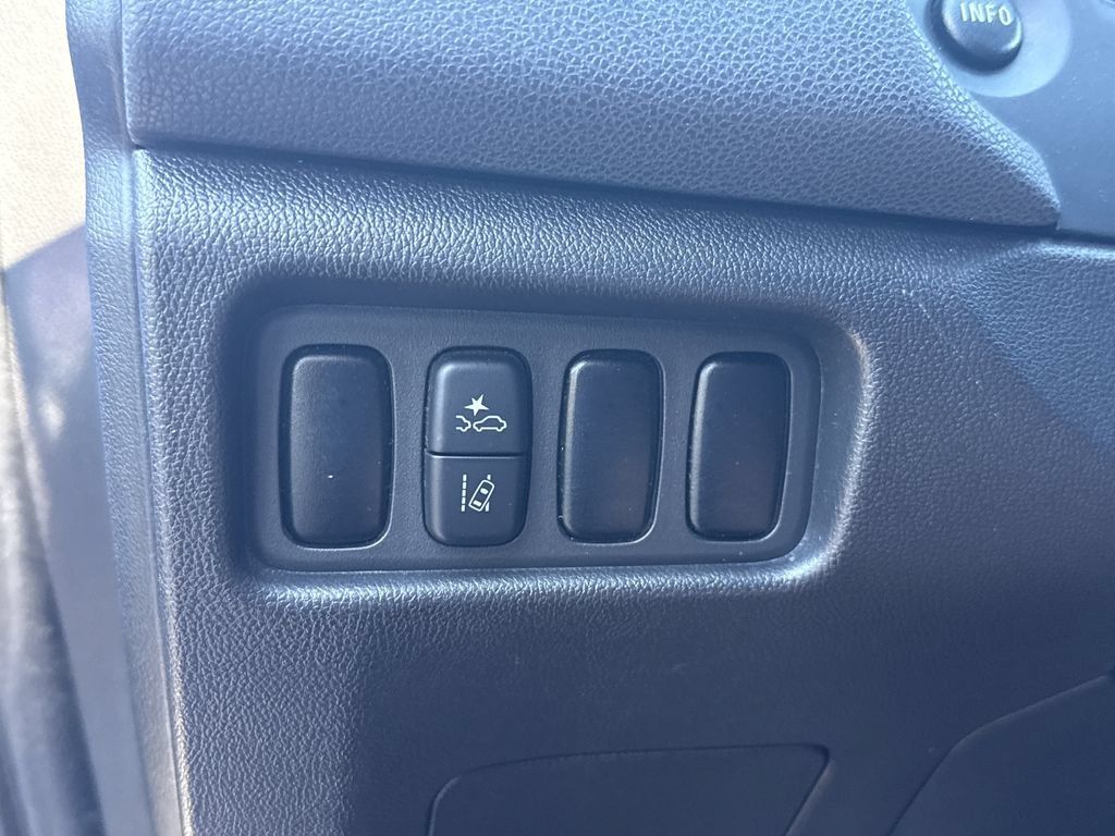 Used 2021 Mitsubishi Outlander Sport ES FWD image 19