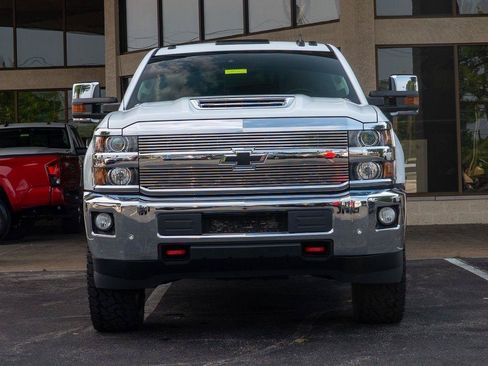 Used 2017 Chevrolet Silverado 2500 LTZ w/ Duramax Plus Package AWD/4WD image 7