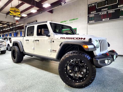 Used 2020 Jeep Gladiator Rubicon w/ LED Lighting Group image 14