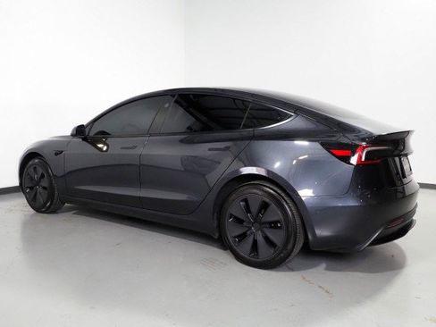 Used 2025 Tesla Model 3 Long Range image 9
