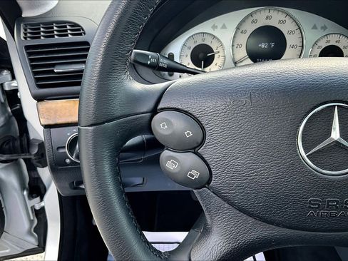 Used 2007 Mercedes-Benz E 350 4MATIC Sedan image 23