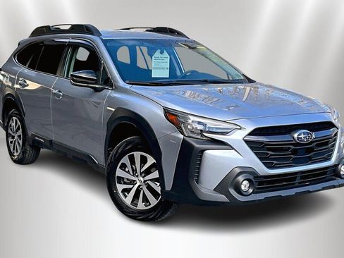Certified 2025 Subaru Outback Premium image 1
