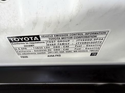 Used 2018 Toyota Camry SE FWD image 23