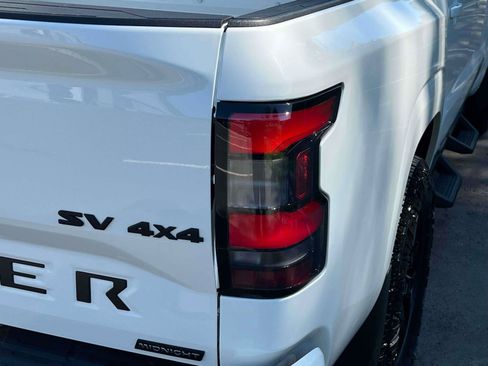 Used 2023 Nissan Frontier SV w/ Midnight Edition Package AWD/4WD image 7