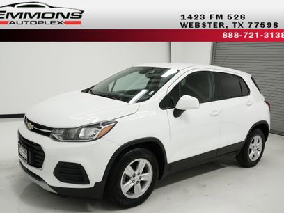 Used 2022 Chevrolet Trax LS w/ Tint and Cruise Package