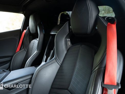 Used 2024 Chevrolet Corvette Stingray Preferred Cpe w/ Z51 Performance Package image 13