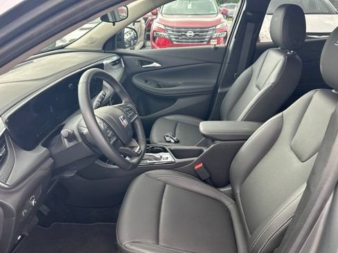 Used 2024 Buick Encore GX Sport Touring w/ Advanced Technology Package FWD image 13