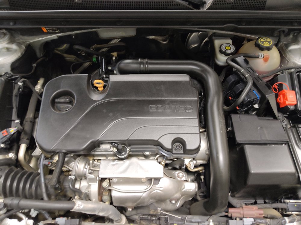Used 2021 Chevrolet Malibu LT FWD image 30