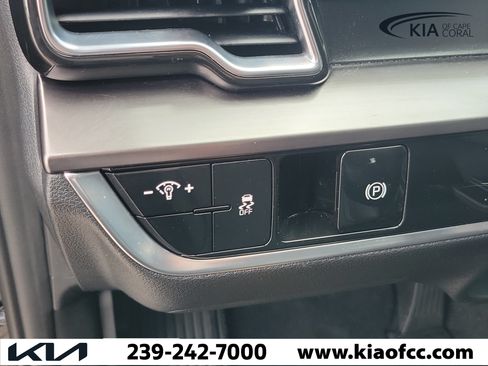 Certified 2024 Kia Sportage EX FWD image 25