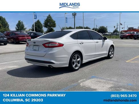 Used 2016 Ford Fusion SE w/ Equipment Group 201A FWD image 6