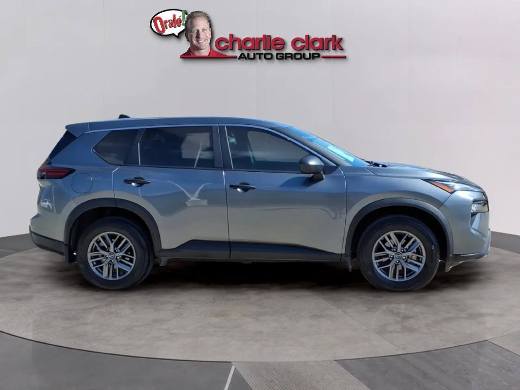 Certified 2025 Nissan Rogue S FWD image 6