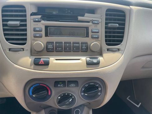 Used 2008 Kia Rio LX FWD image 11