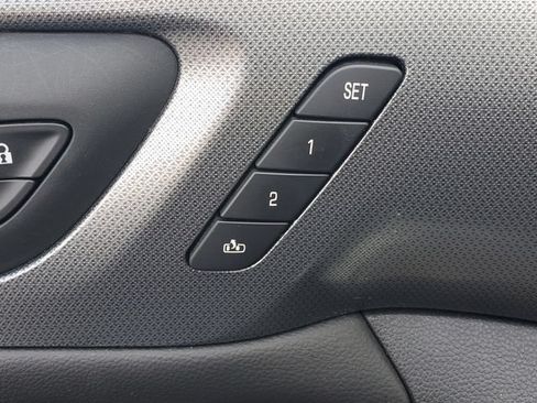 Used 2018 Chevrolet Traverse Premier AWD/4WD image 5