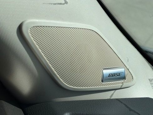 Used 2025 Nissan Pathfinder Platinum w/ Cargo Package image 24