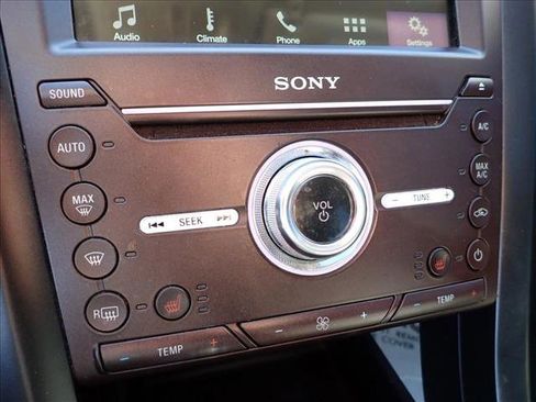 Used 2018 Ford Fusion Titanium image 20