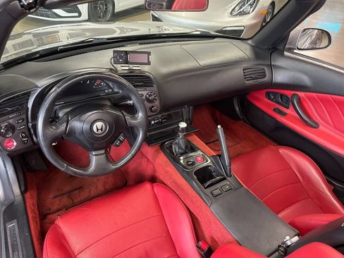 Used 2001 Honda S2000 image 42